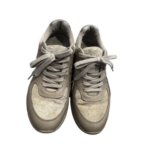 Everlane Tread Trainer Athletic Sneaker Unisex Women’s 8 Men’s 6 Tan/ Cream - Picture 3 of 10